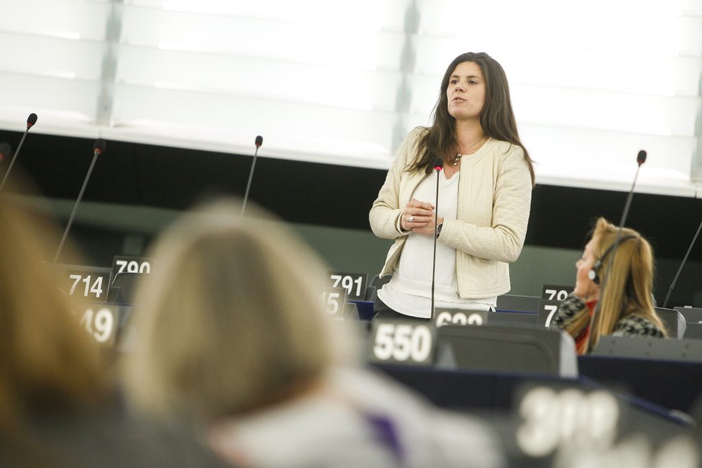 Virginie Rozière a été nommée rapporteur sur le dossier des lanceurs d&rsquo;alerte, ainsi que Jean-Marie Cavada.