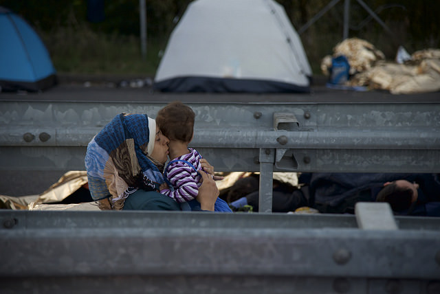 À Paris, de plus en plus de migrants afghans arrivent depuis l’Allemagne