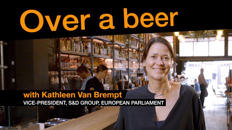 Kathleen Van Brempt: «Verhofstadt doit adoucir sa vision fédéraliste»