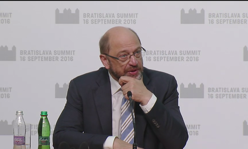 Martin Schulz admet l'échec des quotas de réfugiés