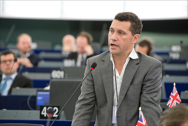 Les élus UKIP pourraient payer cher leur bagarre au Parlement