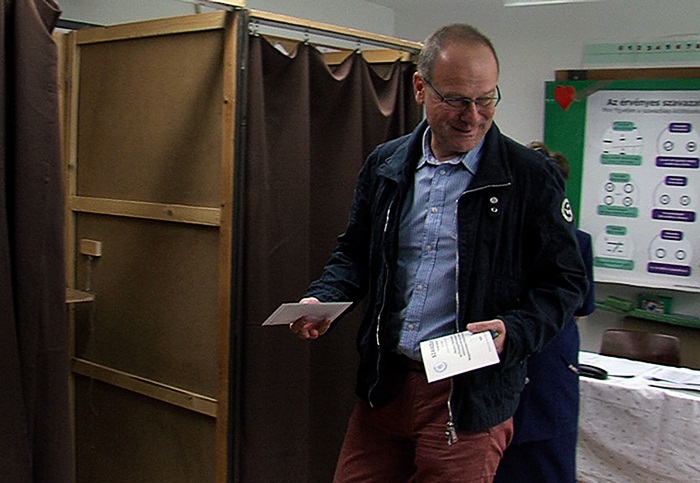 Navracsics a voté contre l'UE au référendum hongrois