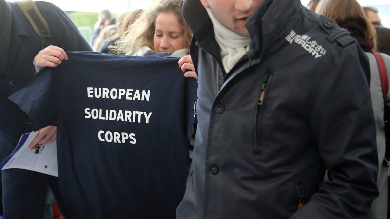 La Commission lance un corps européen de solidarité