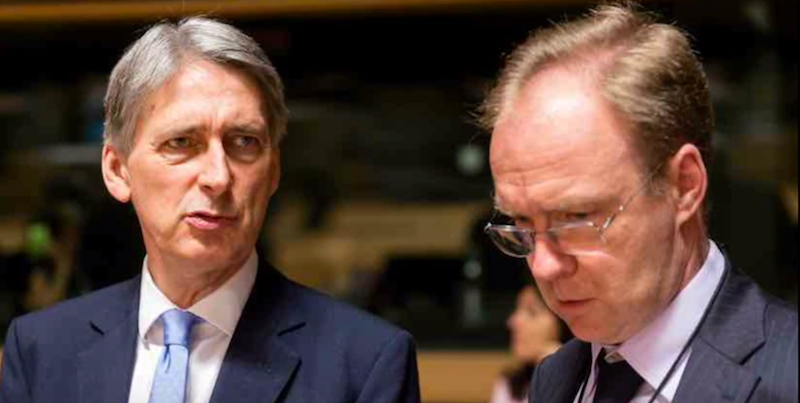 L’ambassadeur britannique auprès de l’UE quitte le navire