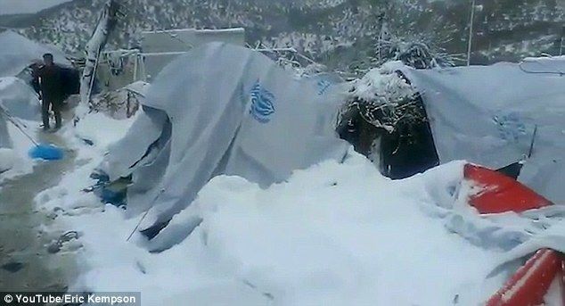 La vague de froid rend intenable la situation des réfugiés en Grèce
