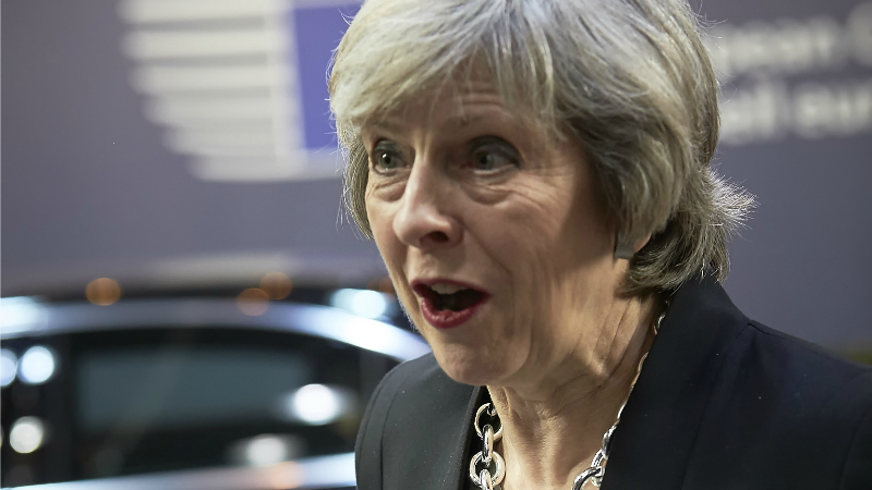 Theresa May rejette toute confusion dans les négociations du Brexit