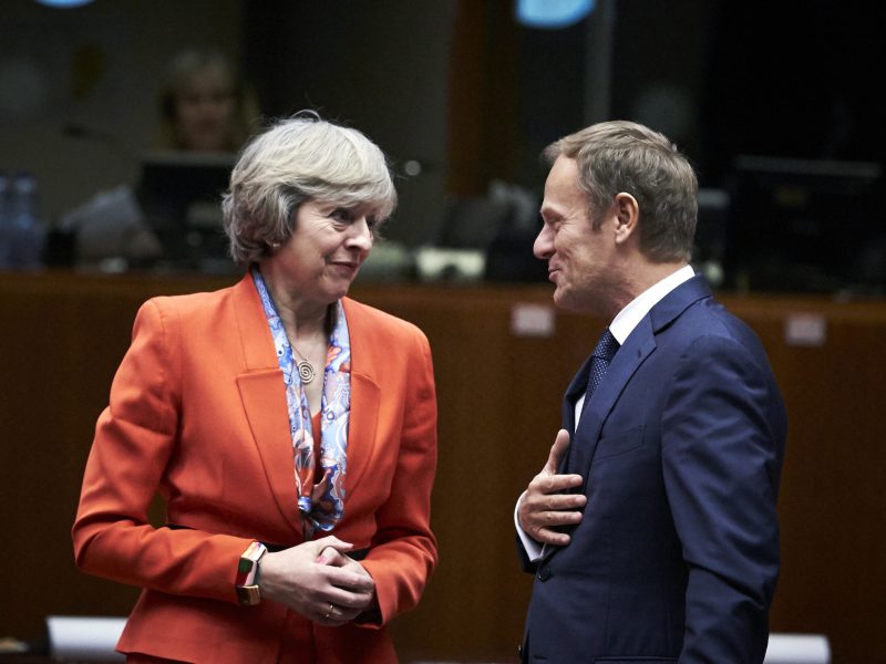 L'UE prend acte du « réalisme » de Theresa May