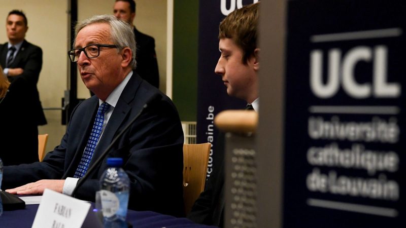 Juncker ne veut plus réglementer les chasses d'eau