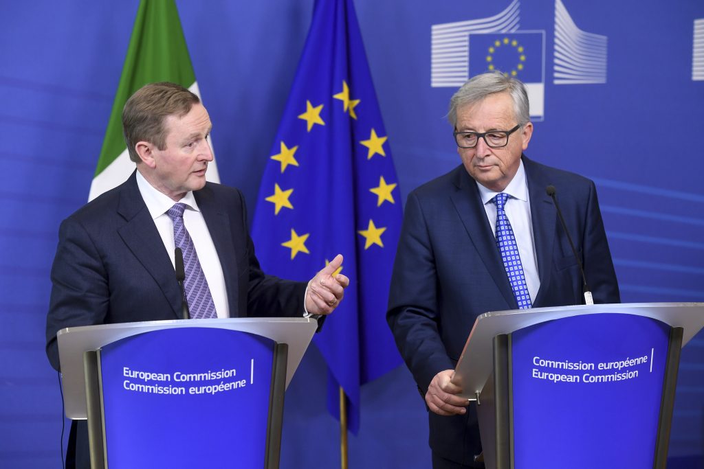 Jean-Claude Juncker, President of the EC, receives Enda Kenny, Irish Prime Minister