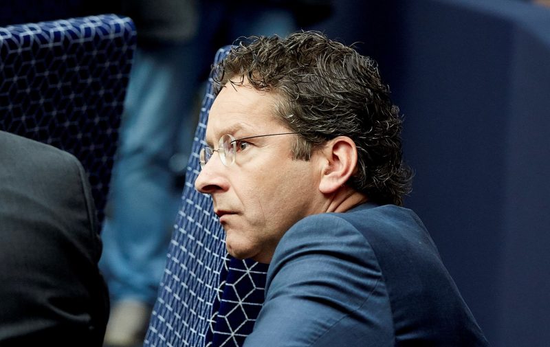 Dijsselbloem se défend face au Parlement