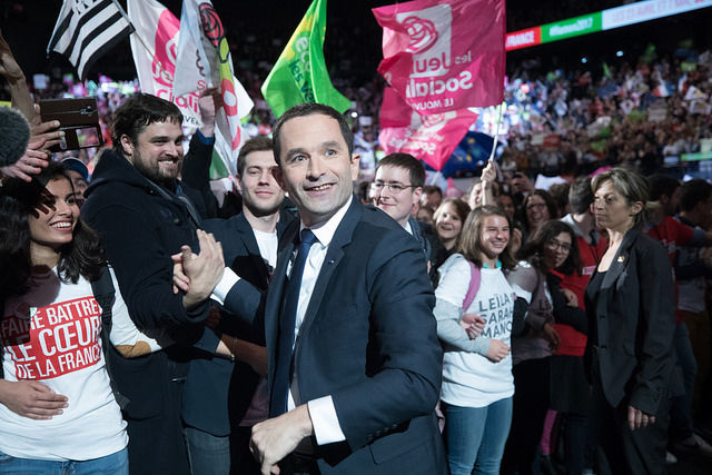 À Bruxelles, Hamon défend son projet européen