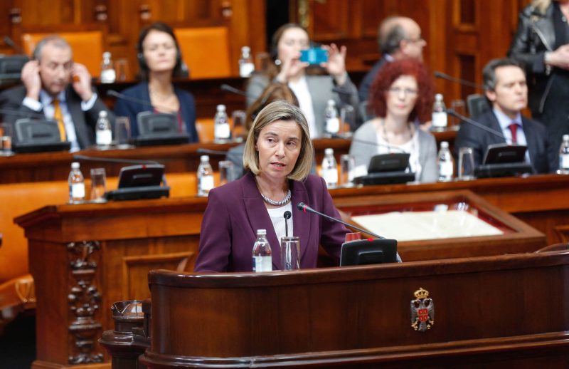 Mogherini s'inquiète de l'instabilité politique des Balkans occidentaux
