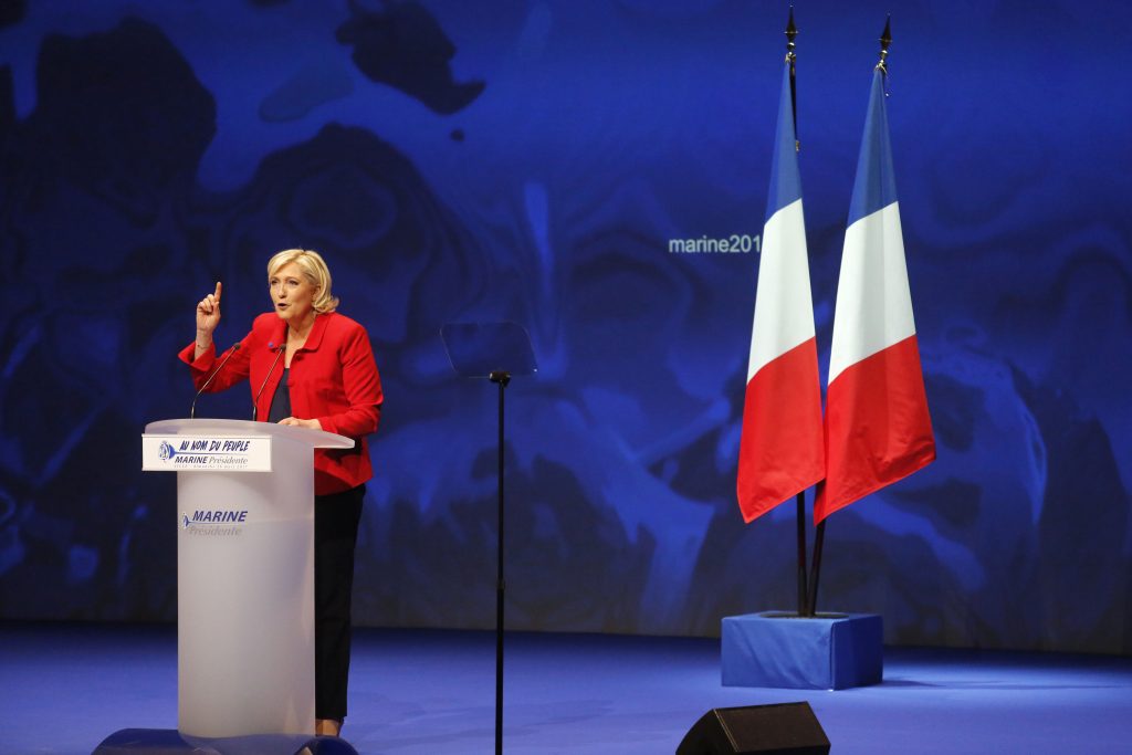 Marine Le Pen en meeting à Lille, le 26 mars 2017