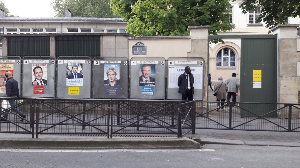 Le 23 avril, les électeurs français se sont déplacés dans leur bureau de vote pour le premier tour de l&rsquo;élection présidentielle.