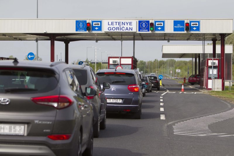 Sans restriction, sous conditions... Comment les frontières rouvrent en Europe à partir de ce lundi