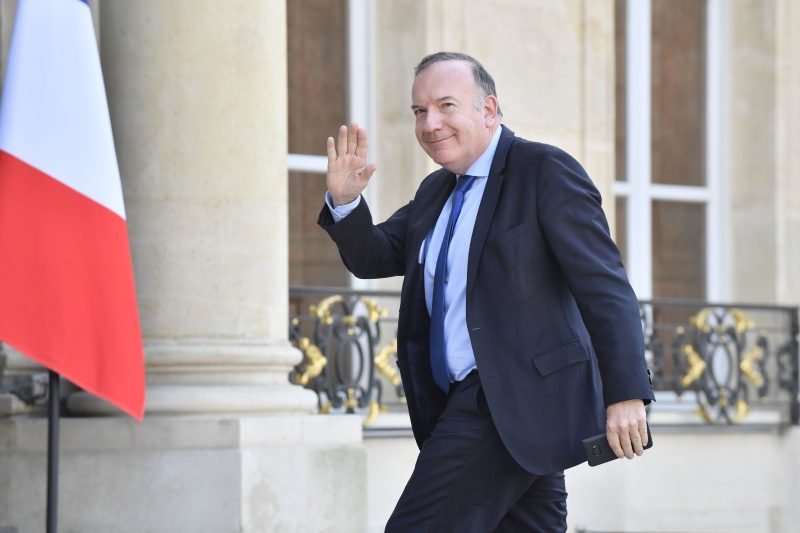 Les grands patrons soumettent à Macron un « Pacte européen »