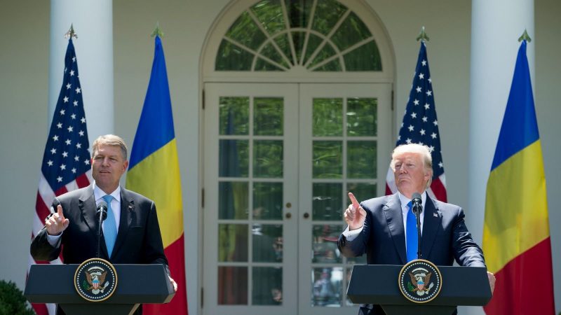 Trump et Iohannis se contredisent sur l'exemption de visas
