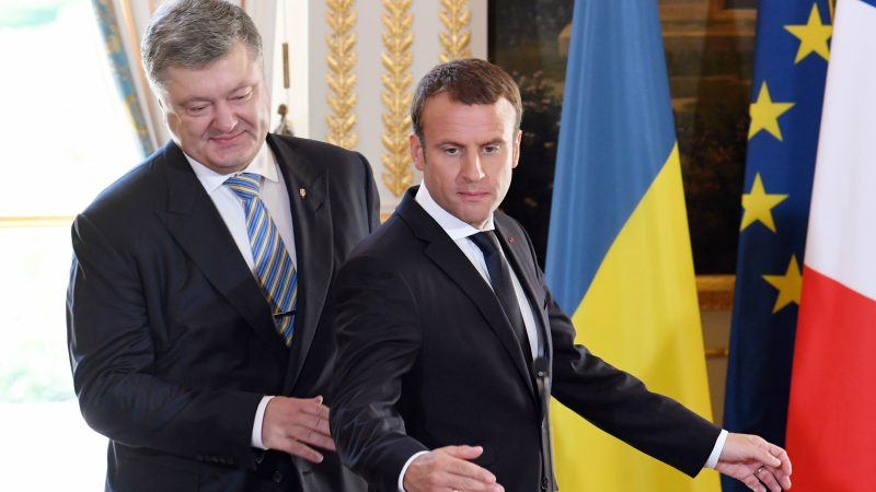 Macron écarte toute alternative aux accords de Minsk