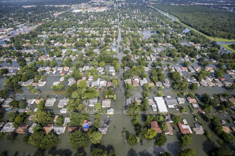Climat : les assureurs appellent à une transformation profonde de l'économie