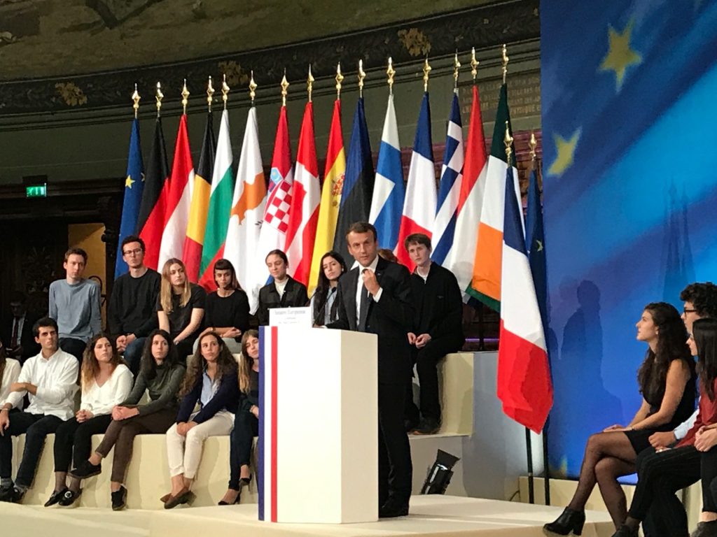 Emmanuel Macron à la Sorbonne, le 26 septembre. Photo EA
