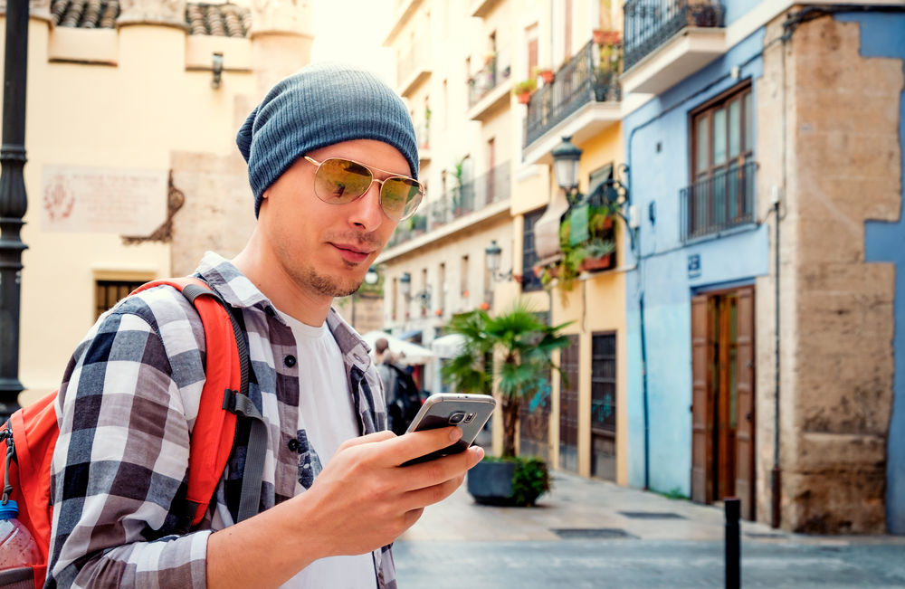 La fin des frais d&rsquo;itinérance à fait grimper l’utilisation des téléphones portables pendant l’été.