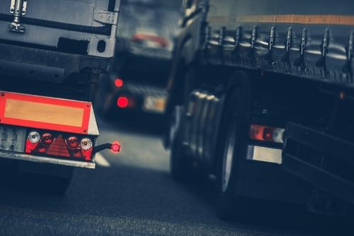 Entreprises et ONG veulent plus de camions propres