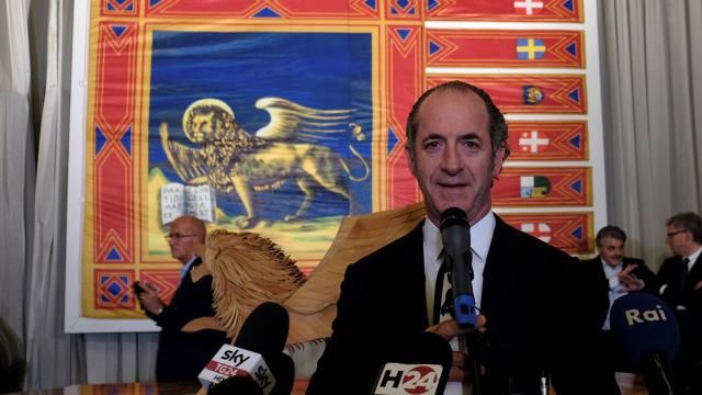 Italie: les autonomistes revendiquent la victoire du «oui»