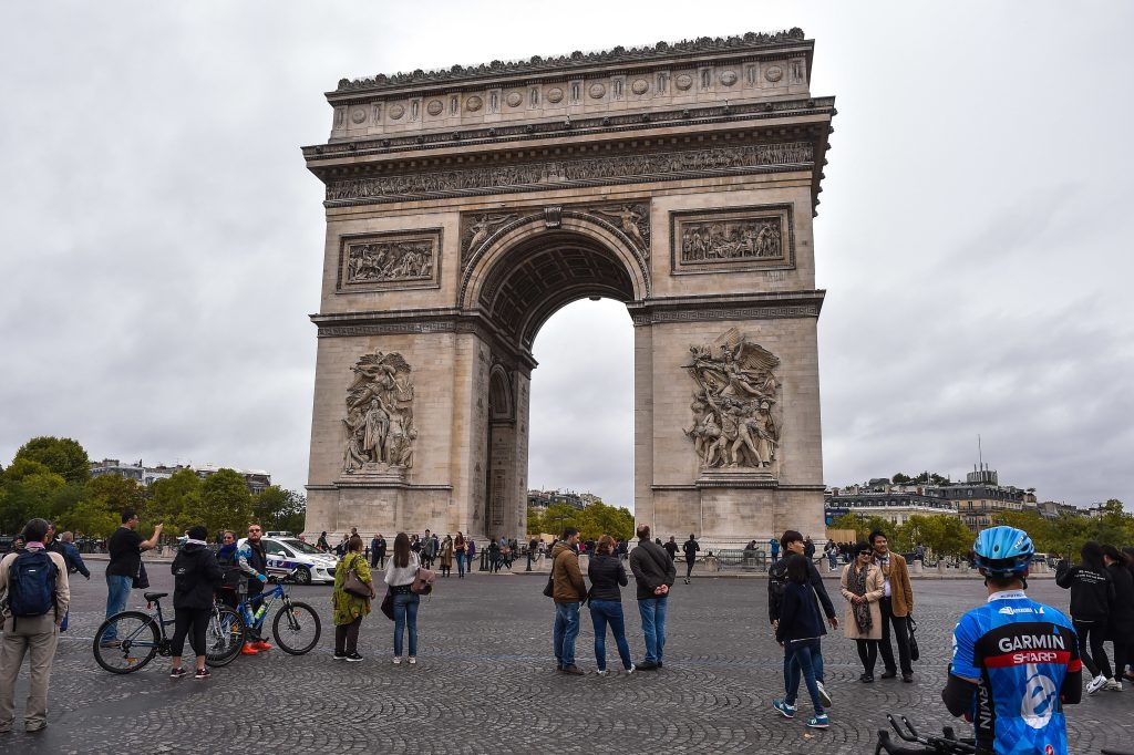 Car-free-day-in-Paris