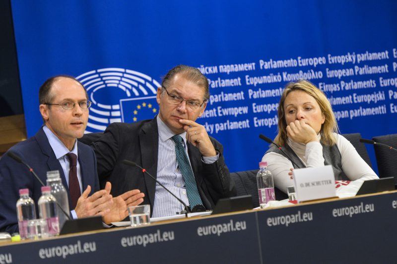 Des eurodéputés contestent le renouvellement du glyphosate en justice