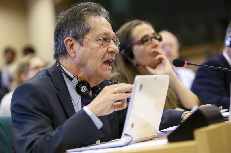 Le Parlement renforce le contrôle à l’exportation des technologies de surveillances