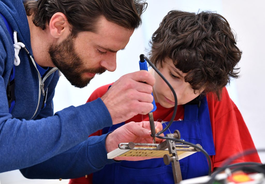 German Railway Check-Up for Refugees