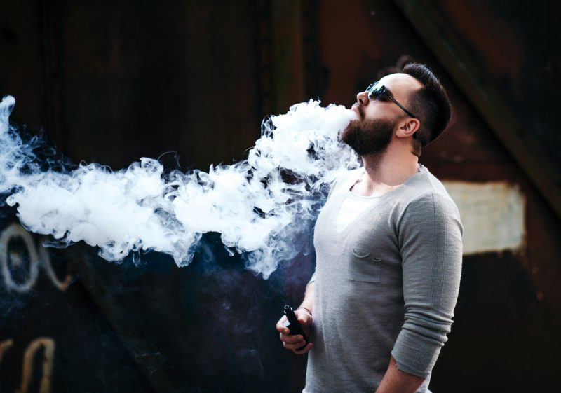 Bruxelles reporte la taxation des e-cigarettes