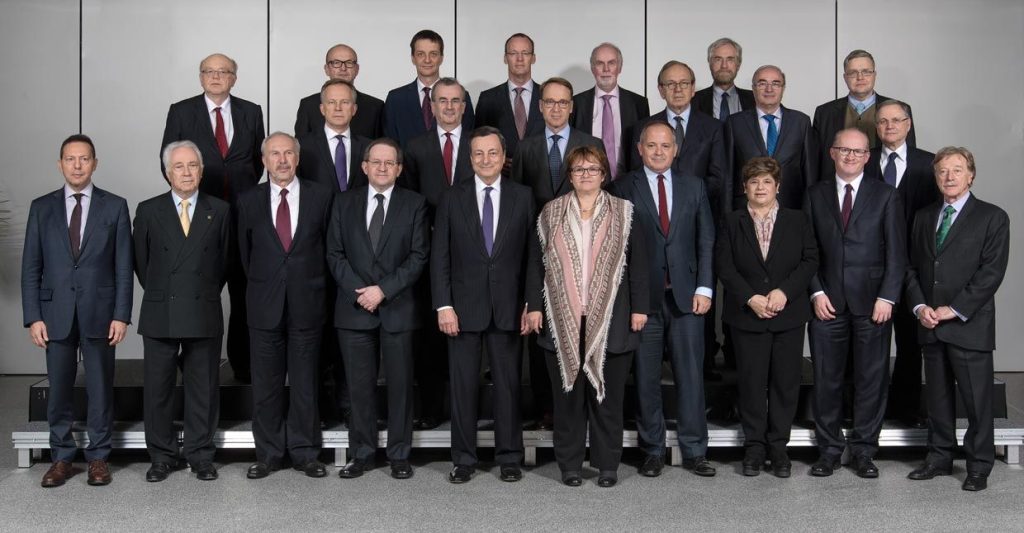 Le conseil des gouverneurs de la Banque centrale européenne : 21 hommes pour 2 femmes Photo BCE
