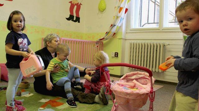 En République tchèque, des garderies pour réduire l’inégalité salariale