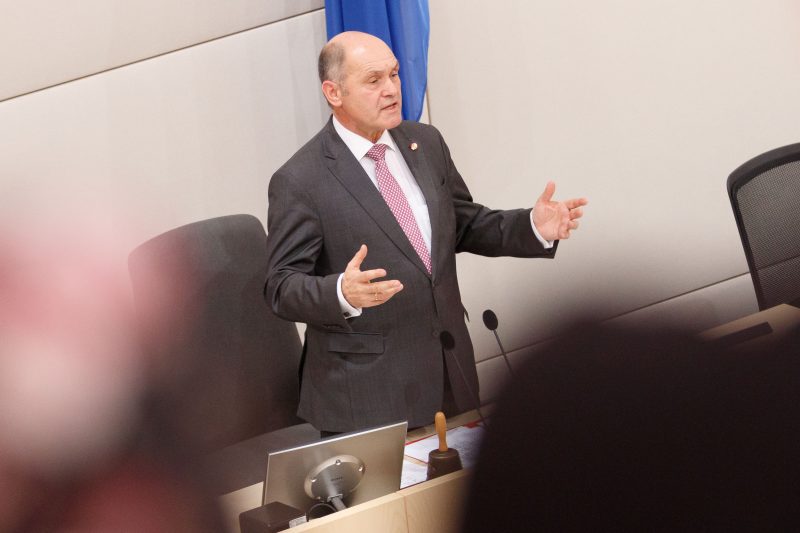Le président du parlement autrichien veut se rapprocher du Parlement européen