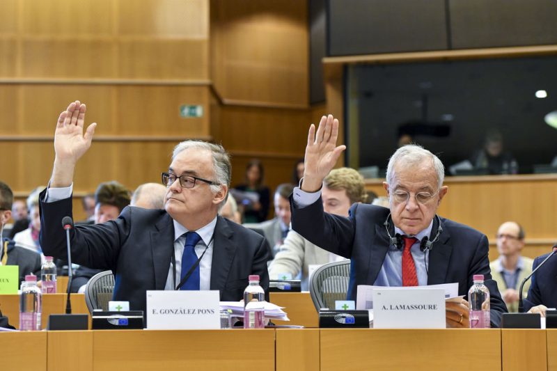 Les eurodéputés recommandent une harmonisation de l'impôt sur les sociétés