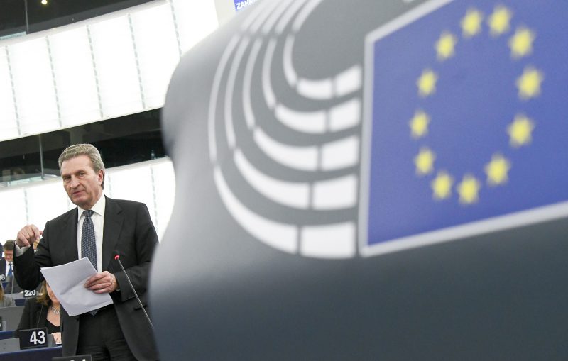 Les eurodéputés condamnent violemment la nomination de Martin Selmayr