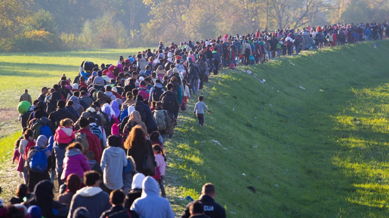 Les droits des migrants de plus en plus bafoués en Europe
