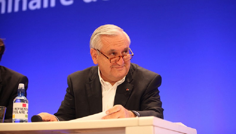 Raffarin estime que la ligne de Wauquiez n’est « pas assez mesurée et tempérée »