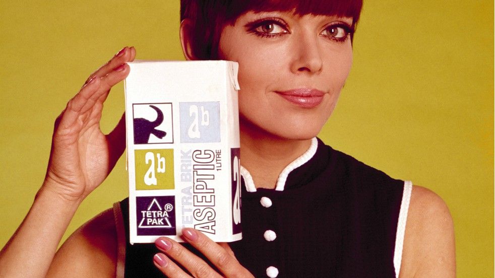 TetraPak_60s_Girl