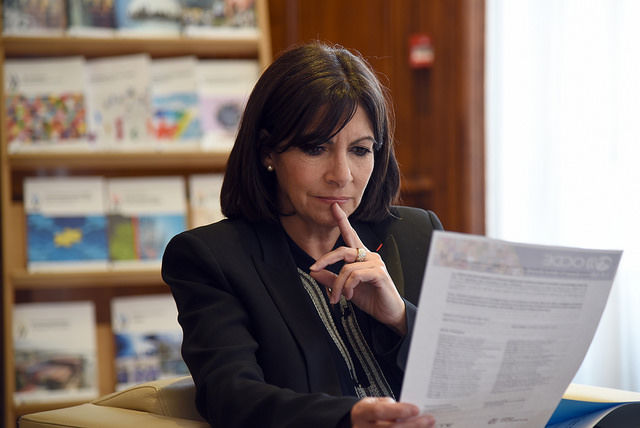 Grand Paris: Hidalgo veut «trouver l'équilibre» avec la banlieue nord