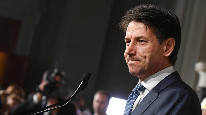 L'avocat Giuseppe Conte s’attelle à la composition du gouvernement italien