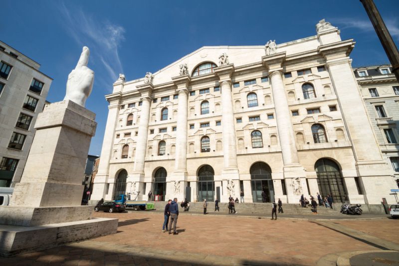 La crise italienne plombe les marchés et les banques