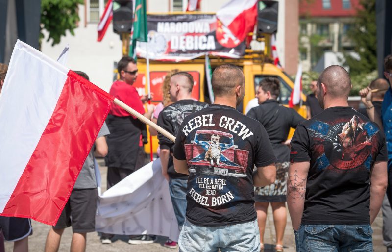 La Pologne persiste sur la voie de l'Europe forteresse