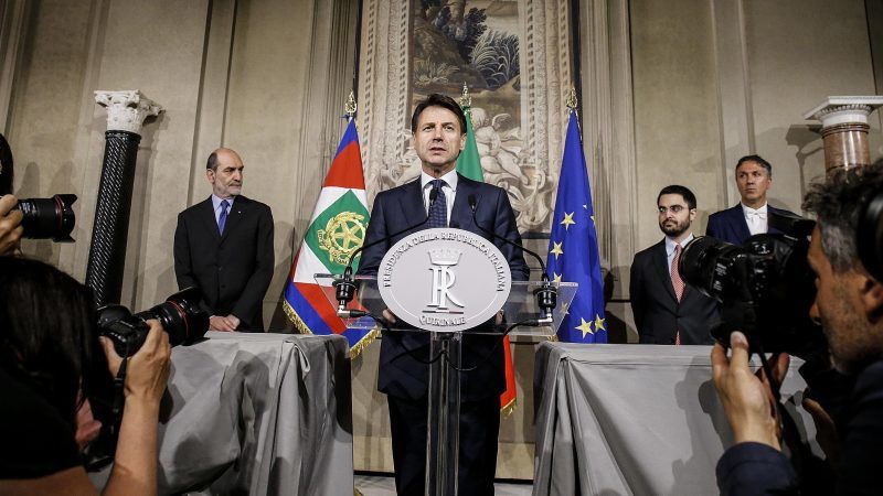 Les eurosceptiques s'installent au pouvoir en Italie