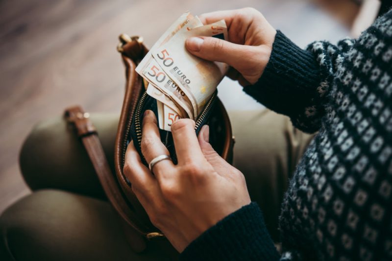 Les contours de l’expérimentation sur le revenu de base dévoilés