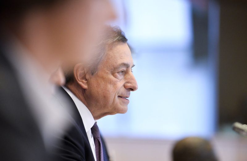 Mario Draghi presse les États membres pour finaliser l’union bancaire