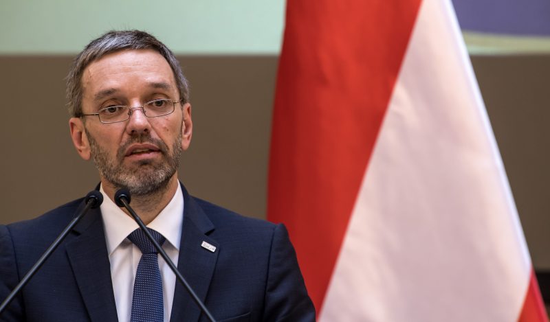L’Autriche insiste pour exiler la politique d’asile