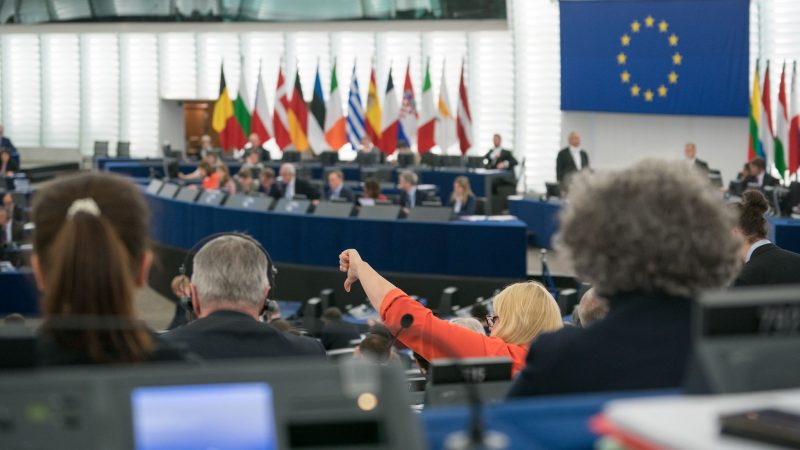 Les eurodéputés dénoncent l’échec de l’accord sur la migration