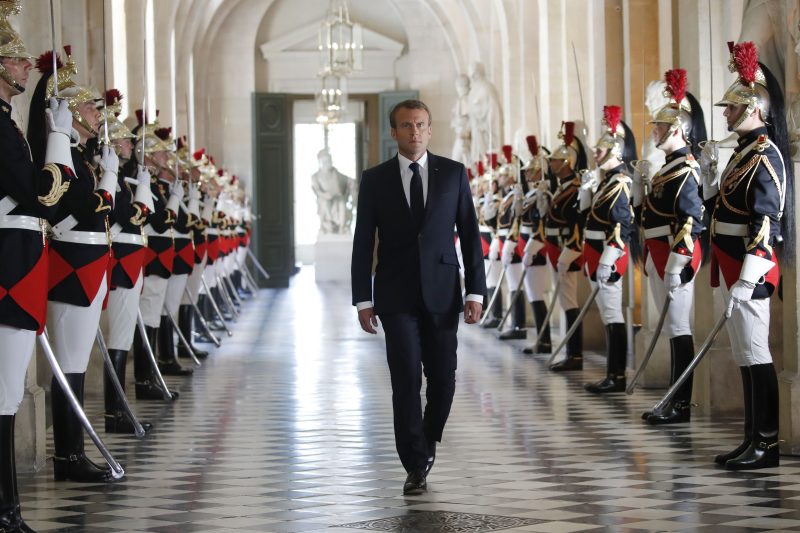 Devant le Congrès, Macron dit vouloir bâtir l’État-providence du 21e siècle